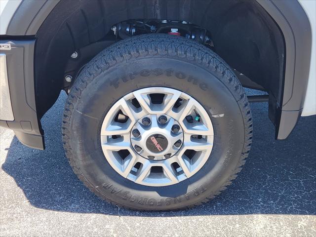 2026 GMC Sierra 2500HD Crew Cab, Standard Bed, Pro, 4WD