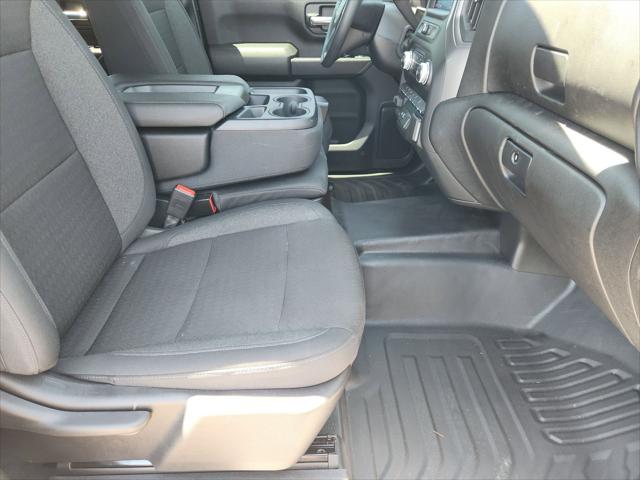 2026 GMC Sierra 2500HD Crew Cab, Standard Bed, Pro, 4WD