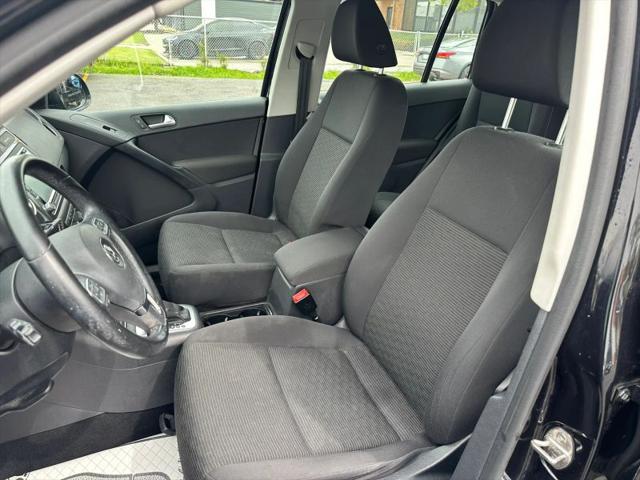2015 Volkswagen Tiguan S