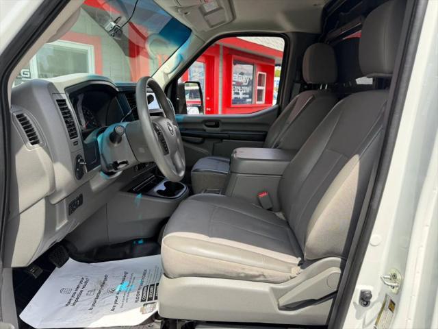 2021 Nissan 2500 SV Standard Roof V6