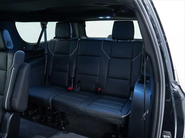 2024 Cadillac Escalade ESV 4WD Premium Luxury