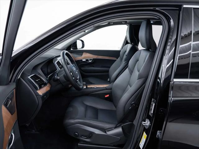 2024 Volvo XC90 B6 Plus Bright Theme 6-Seater