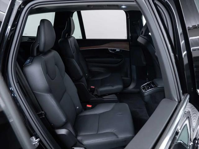 2024 Volvo XC90 B6 Plus Bright Theme 6-Seater