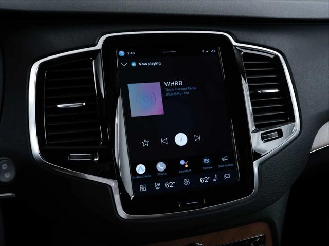 2024 Volvo XC90 B6 Plus Bright Theme 6-Seater