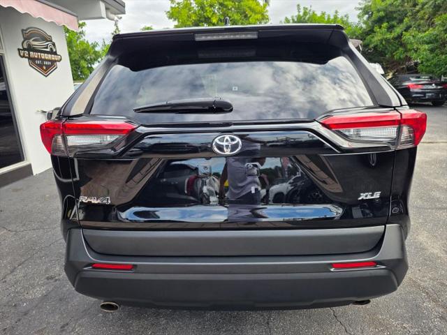 2021 Toyota RAV4 XLE