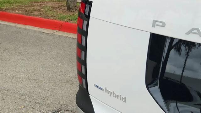 2026 Hyundai Palisade Hybrid Blue SEL 7P
