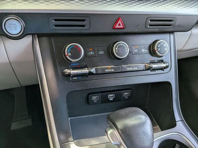 2024 Kia Carnival MPV LX Seat Package