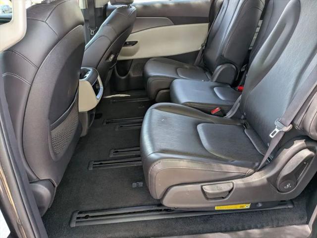 2024 Kia Carnival MPV LX Seat Package