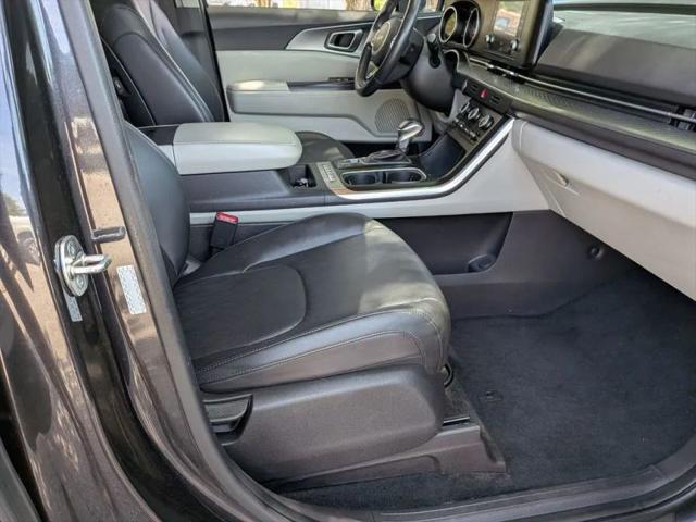 2024 Kia Carnival MPV LX Seat Package