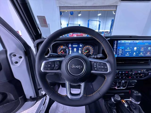 2024 Jeep Wrangler 4-Door Sahara 4x4
