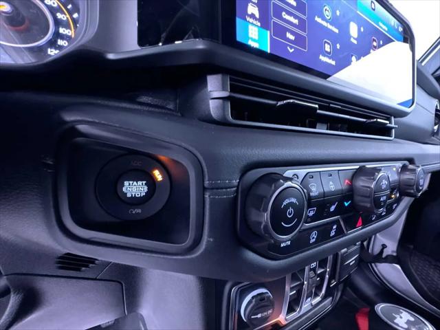 2024 Jeep Wrangler 4-Door Sahara 4x4