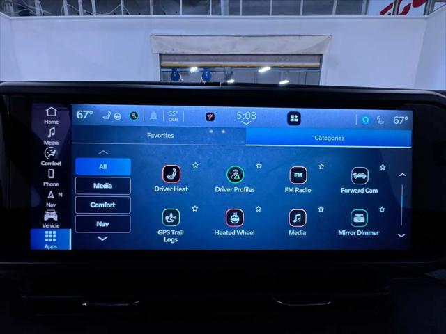 2024 Jeep Wrangler 4-Door Sahara 4x4