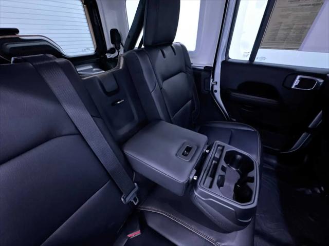 2024 Jeep Wrangler 4-Door Sahara 4x4