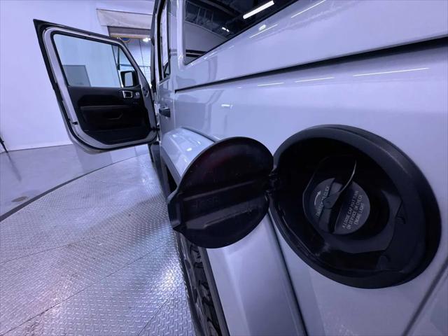 2024 Jeep Wrangler 4-Door Sahara 4x4