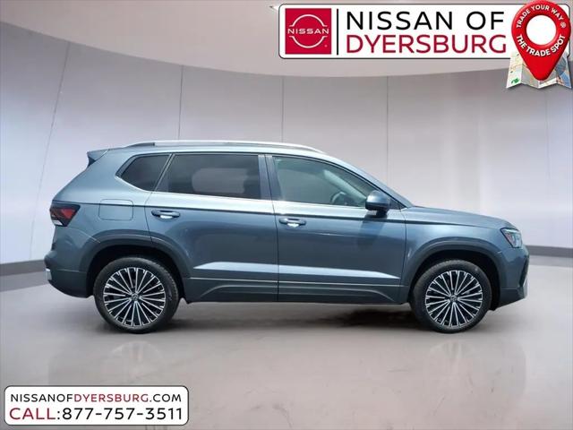 2025 Volkswagen Taos 1.5T SE