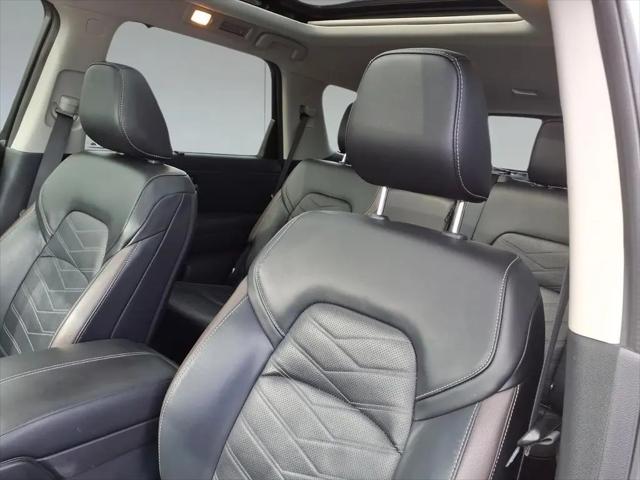 2023 Nissan Pathfinder Platinum 4WD