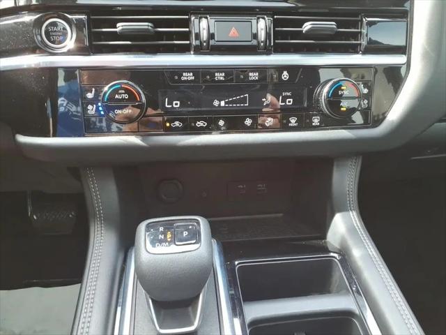 2023 Nissan Pathfinder Platinum 4WD