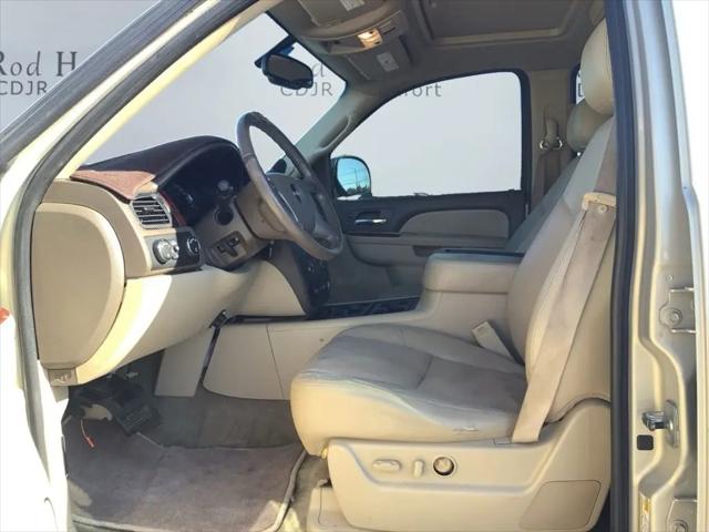 2011 GMC Yukon XL SLT