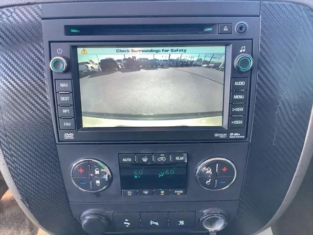 2011 GMC Yukon XL SLT