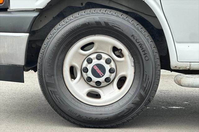 2021 GMC Savana Cargo RWD 2500 Regular Wheelbase Work Van