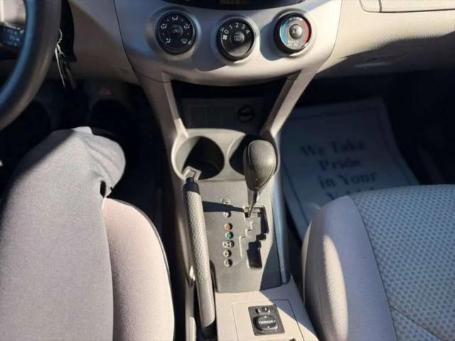 2006 Toyota RAV4 Base
