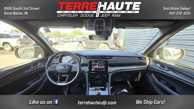 2026 Jeep Grand Cherokee L Altitude 4x4