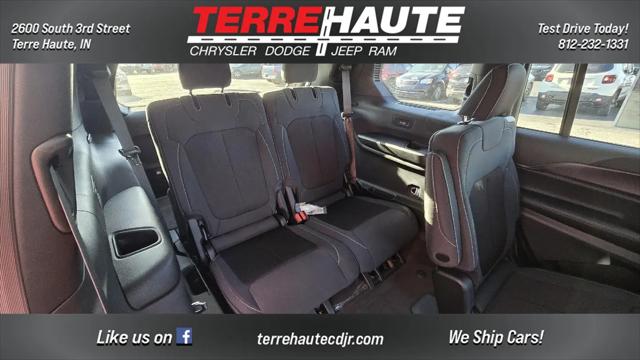 2026 Jeep Grand Cherokee L Altitude 4x4