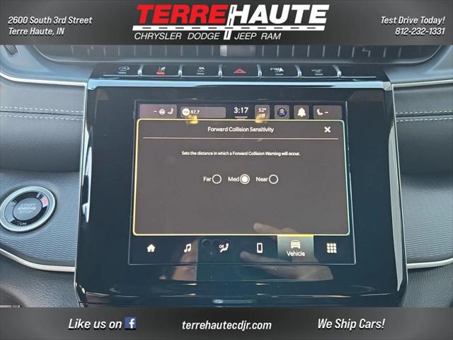 2026 Jeep Grand Cherokee L Altitude 4x4