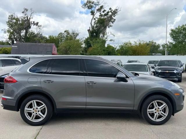2016 Porsche Cayenne Base