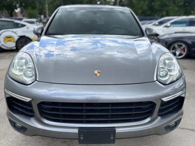 2016 Porsche Cayenne Base