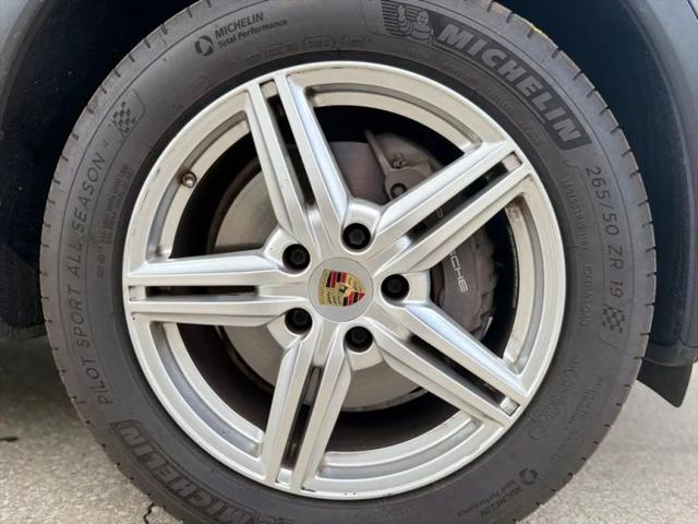 2016 Porsche Cayenne Base