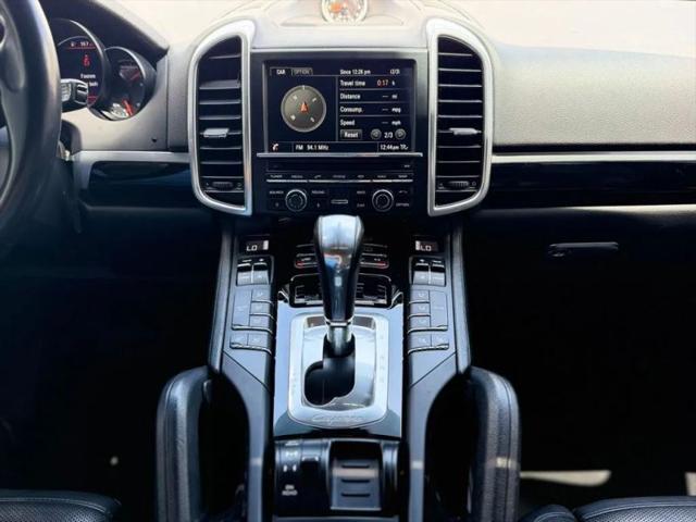 2016 Porsche Cayenne Base