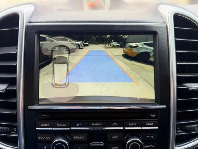 2016 Porsche Cayenne Base
