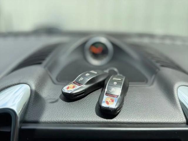 2016 Porsche Cayenne Base