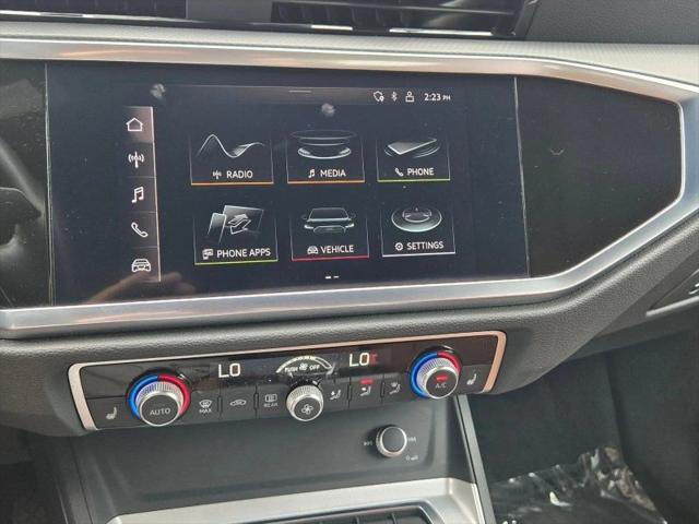 2022 Audi Q3 Premium 45 TFSI S line quattro Tiptronic