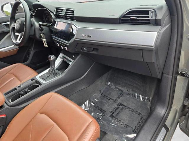 2022 Audi Q3 Premium 45 TFSI S line quattro Tiptronic