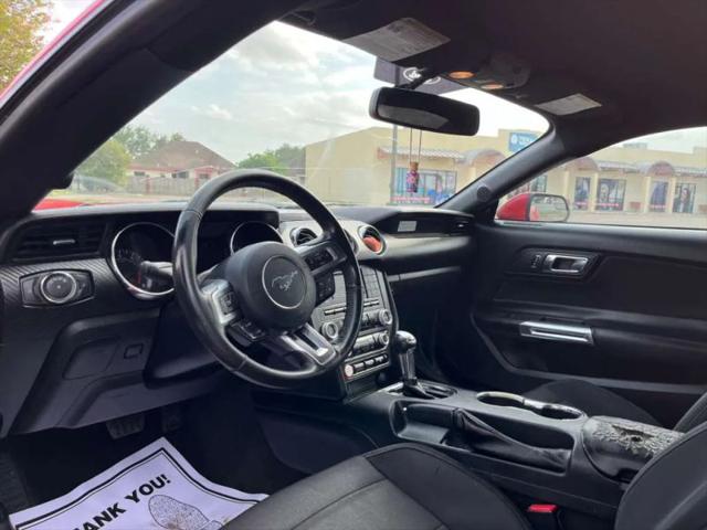 2017 Ford Mustang V6