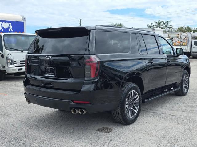 2025 Chevrolet Suburban 4WD Z71