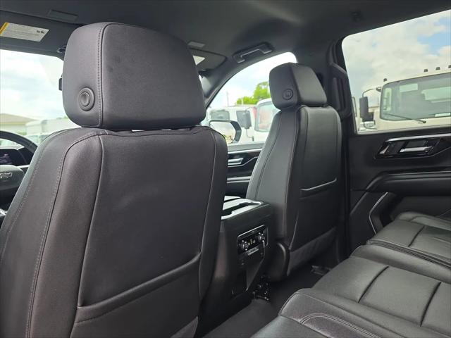 2025 Chevrolet Suburban 4WD Z71