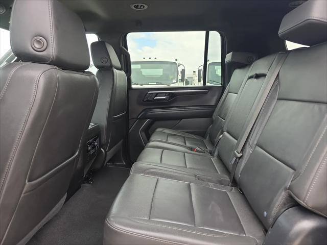 2025 Chevrolet Suburban 4WD Z71