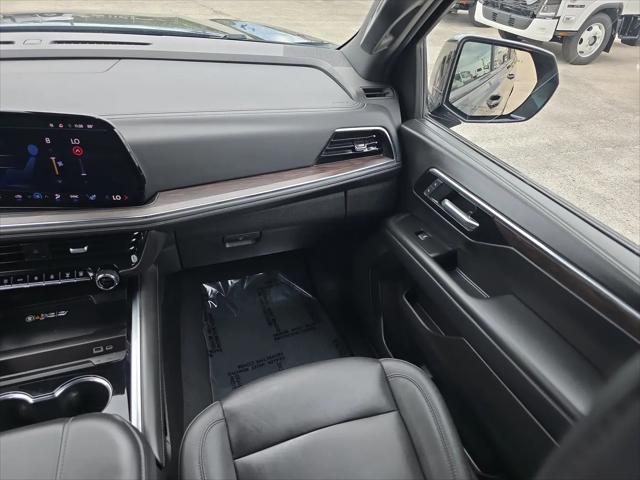 2025 Chevrolet Suburban 4WD Z71