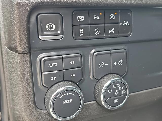 2025 Chevrolet Suburban 4WD Z71