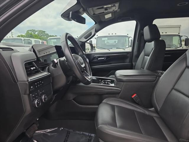 2025 Chevrolet Suburban 4WD Z71