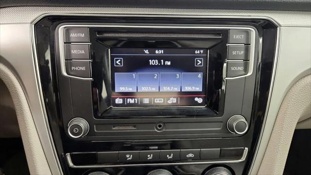 2016 Volkswagen Passat 1.8T S