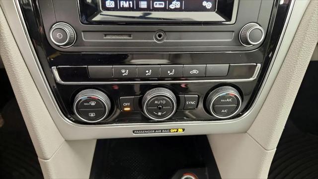 2016 Volkswagen Passat 1.8T S