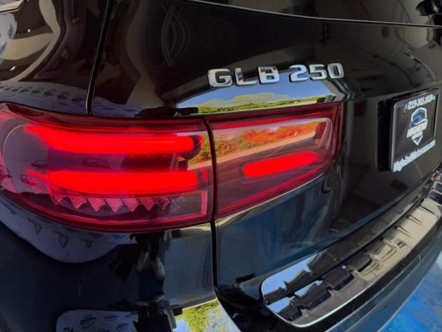 2025 Mercedes-Benz GLB 4MATIC