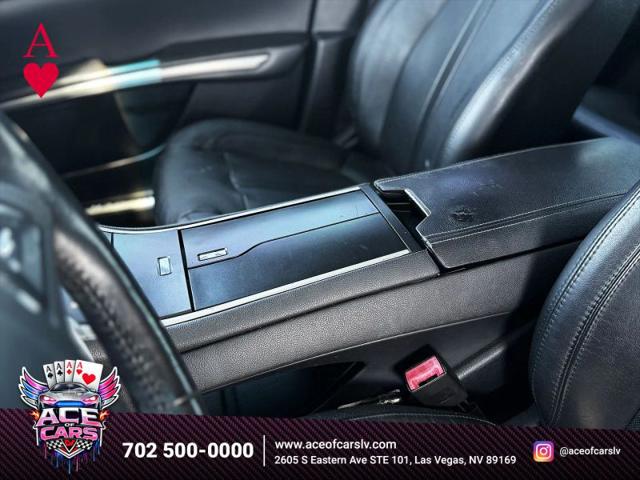 2013 Lincoln MKZ Base