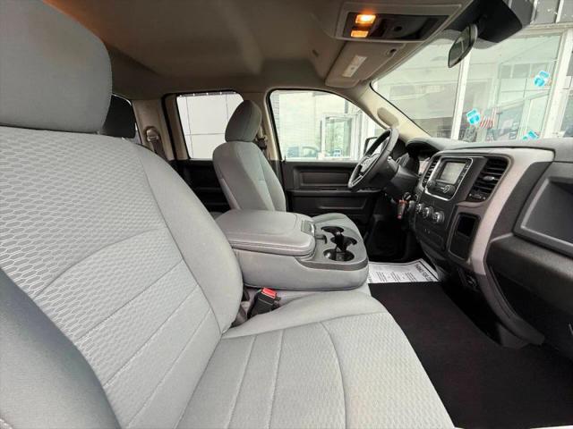 2019 Ram 1500 Classic Express Quad Cab 4x4 6'4" Box