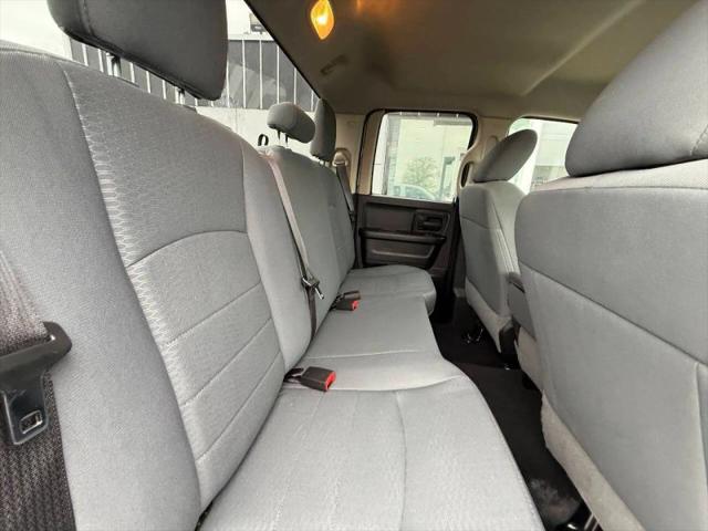 2019 Ram 1500 Classic Express Quad Cab 4x4 6'4" Box