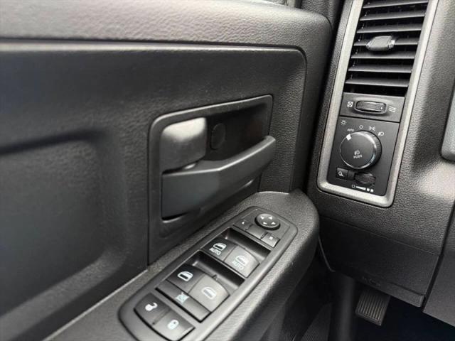 2019 Ram 1500 Classic Express Quad Cab 4x4 6'4" Box